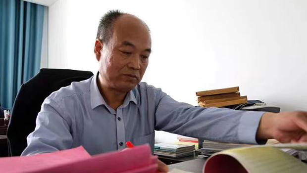 宋学功：从三尺讲台到羊圈牛舍 深耕职教30年